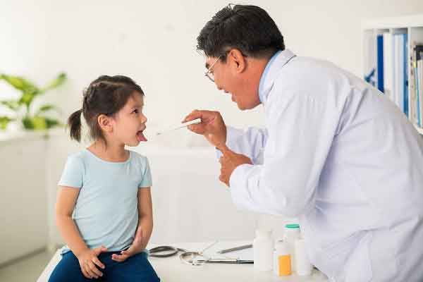mẹo chữa hóc xương cá cho trẻ