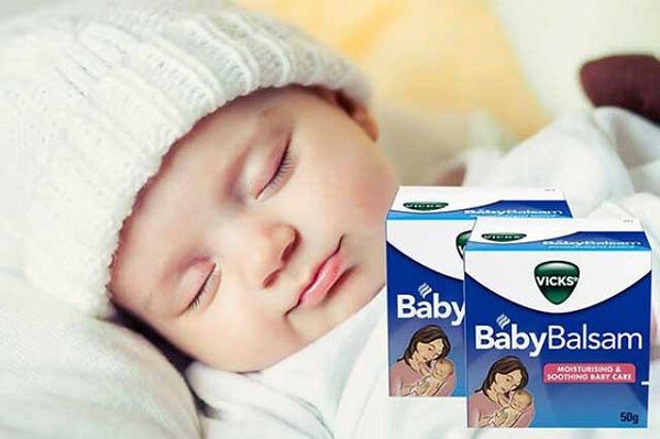 Dầu bôi Baby Balsam có công dụng giữ ấm cơ thể cho bé