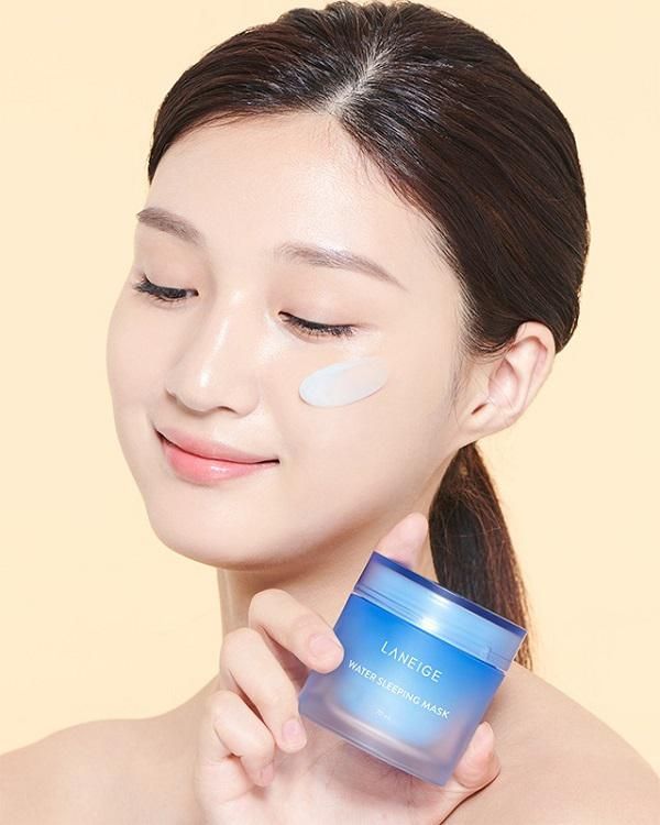 Laneige Water Sleeping Mask chiết xuất từ rễ hoa anh thảo