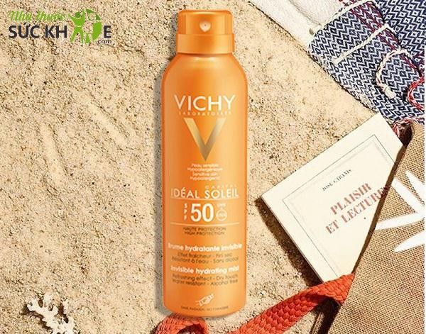 Xịt chống nắng Vichy Ideal Soleil Invisible Hydrating Mist SPF 50 PA+++