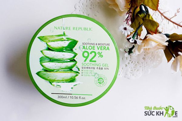 Kem dưỡng ẩm Nature Republic 92% Aloe Gel