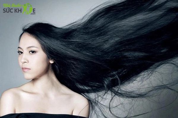 nên uống Vitamin tổng hợp chống rụng tóc