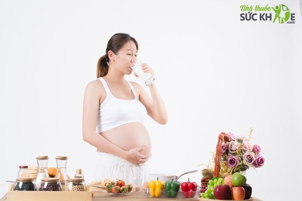 Tăng cường sức khỏe cho bà bầu và thai nhi