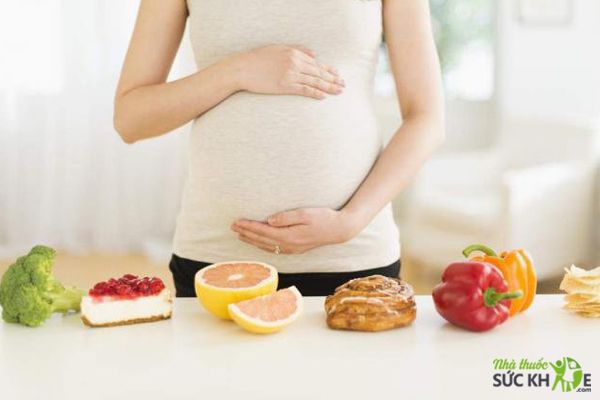 Bầu có nên uống Vitamin E vào 3 tháng giữa thai kỳ?