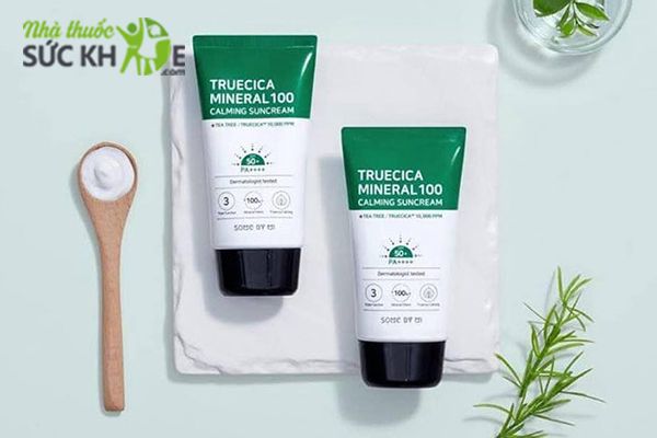 Kem chống nắng Some By Mi Truecica Mineral 100 Calming Suncream SPF 50+ PA++++