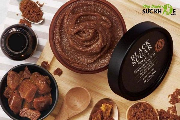 Tẩy tế bào chết Skinfood Black Sugar Perfect Essential Scrub 2X