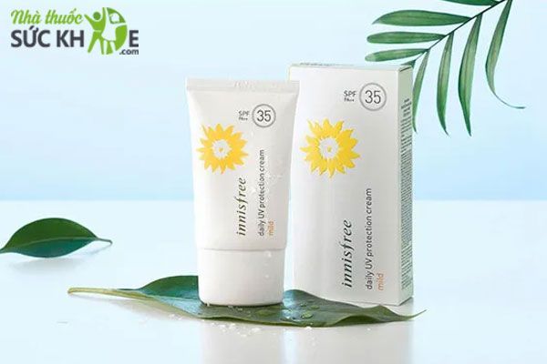 Kem chống nắng Innisfree cho da nhạy cảm Daily UV Protection Cream Mild SPF35 PA++ 