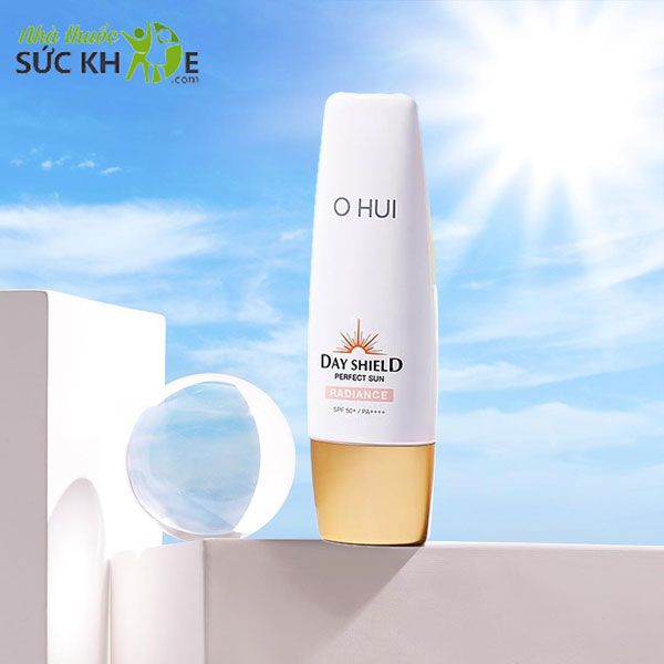 Kem chống nắng Ohui Day Shield Perfect Sun Radiance 
