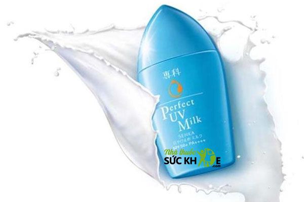 Kem chống nắng dạng sữa cho da khô Senka Perfect UV Milk