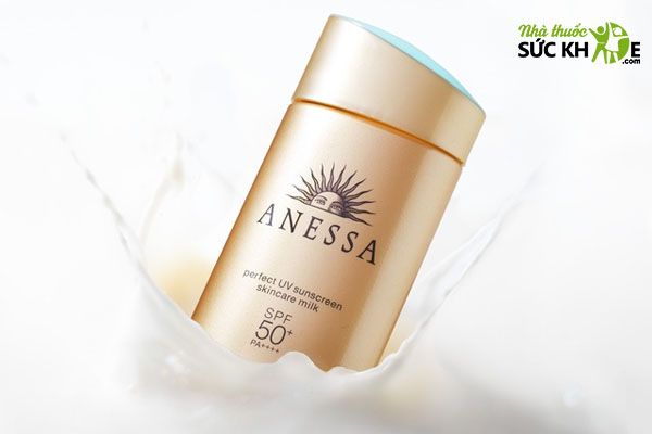 Kem chống nắng Anessa cho da hỗn hợp thiên dầu Perfect UV Skincare Milk