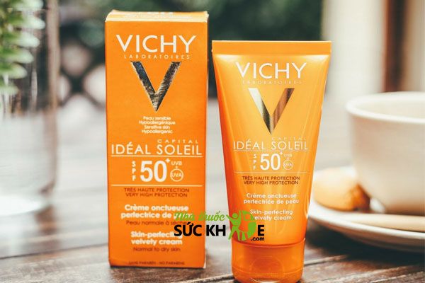 Kem chống nắng dành cho da dầu mụn nhạy cảm Vichy Idéal Soleil