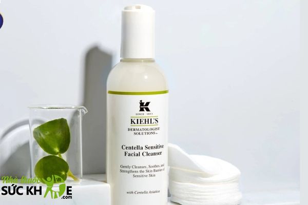 Sữa rửa mặt Kiehl’s cho da nhạy cảm Centella Sensitive Facial Cleanser