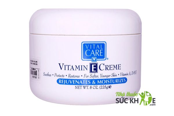 Kem dưỡng ẩm Vitamin E Creme Vital Care