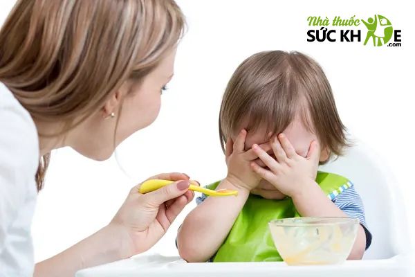 Vitamin cho trẻ em bổ sung dưỡng chất cho bé biếng ăn