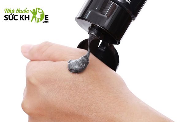 Lựa chọn sữa rửa mặt trị mụn cho nam giới theo kết cấu