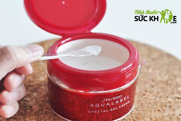 Shiseido Aqualabel đỏ- Kem dưỡng ẩm da mặt của Nhật