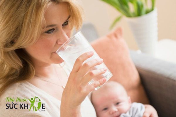 Cốm lợi sữa kích thích khả năng sản sinh sữa của cơ thể mẹ