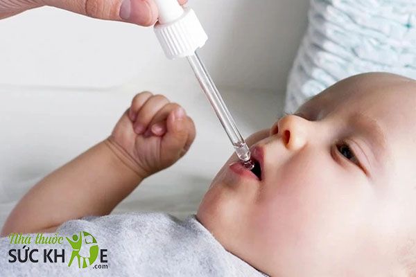 Tránh để đầu nhỏ giọt của Vitamin D3 K2 Mk7 tiếp xúc trực tiếp với miệng của trẻ
