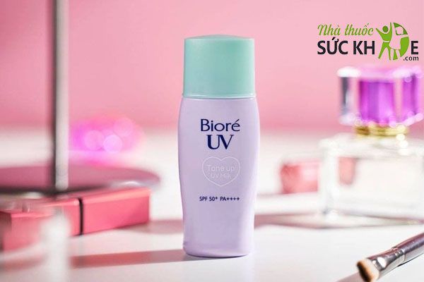 Kem chống nắng Biore nâng tone Tone Up UV Milk