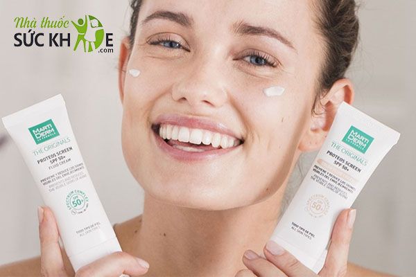 Thoa lại kem chống nắng mỗi 2h/ lần để đạt hiệu quả bảo vệ da tốt nhất