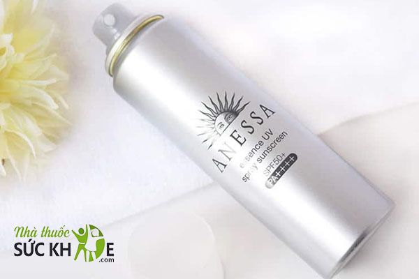 Kem chống nắng Anessa dạng xịt Essence UV Spray Sunscreen SPF50+/PA++++