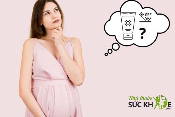 Phụ nữ có thai và đang nuôi con bằng sữa mẹ nên tham khảo ý kiến trước khi dùng kem chống nắng Rosie