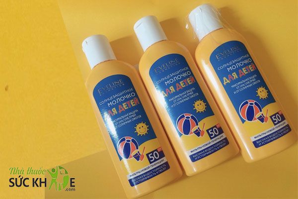 Kem chống nắng của Nga cho bé Eveline SPF 50 UVA+UVB