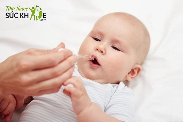 Lựa chọn Vitamin D3 K2 dạng nhỏ giọt hoặc siro cho trẻ sơ sinh và trẻ nhỏ
