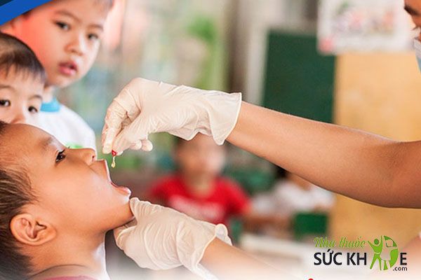 Không lạm dụng Vitamin A cho trẻ gây tác dụng không mong muốn