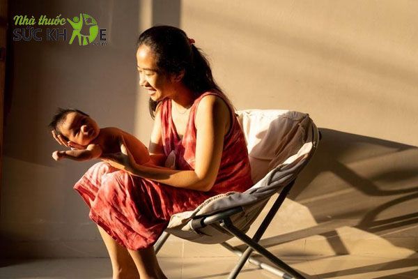 Cần bổ sung Vitamin D3 cho trẻ ít tiếp xúc với ánh nắng mặt trời