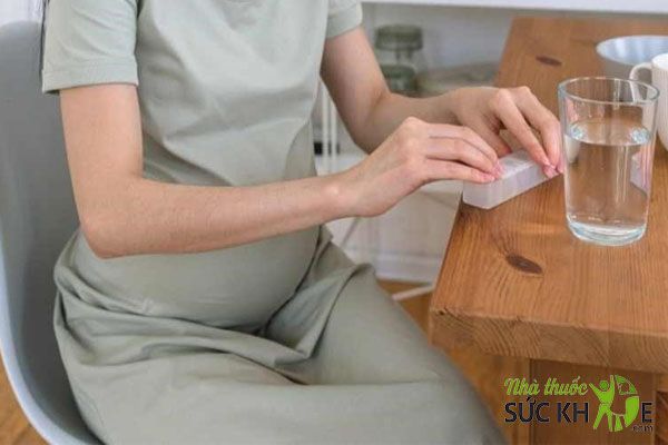 Tham khảo ý kiến bác sĩ trước khi dùng sản phẩm cho phụ nữ có thai