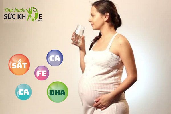 Bổ sung canxi, DHA, sắt theo chỉ định của b&aacute;c sĩ