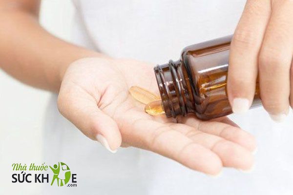 Cho con bú uống vitamin e được không?