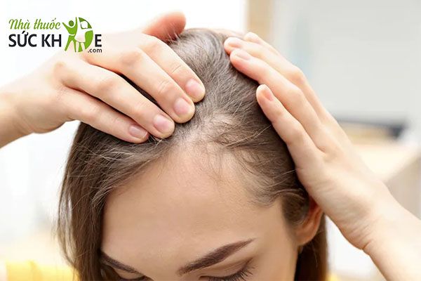 Không sấy tóc quá nóng và sử dụng hóa chất để phục hồi tóc