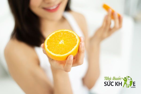 Ăn 1 quả cam vào bữa phụ