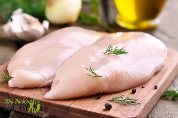 Ăn không quá 200g ức gà