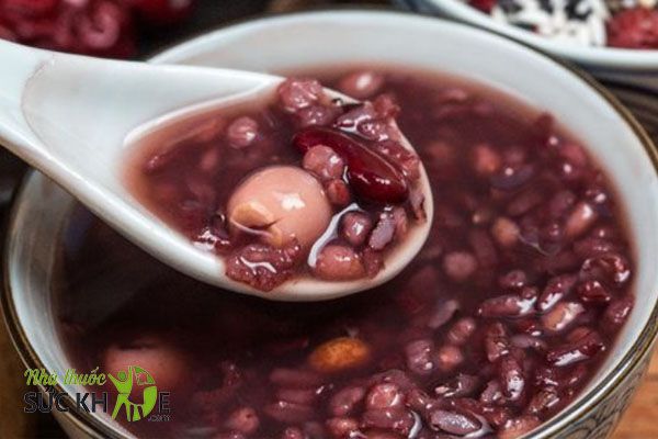 Cháo gạo lứt hạt sen