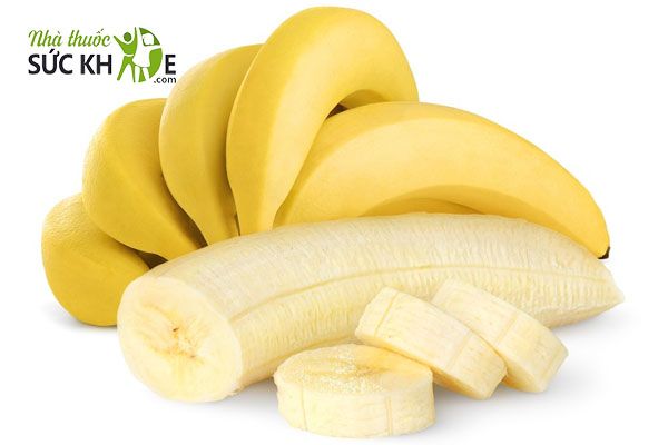 Ăn 1 quả chuối chín nhỏ và 1 ly nước ép cà chua