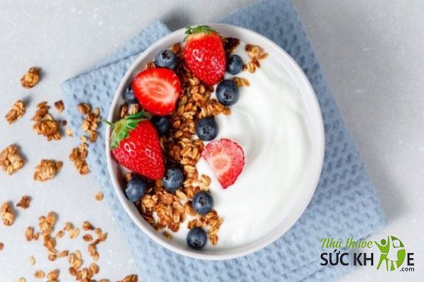 Ăn Granola trong thực đơn keto 1 tuần