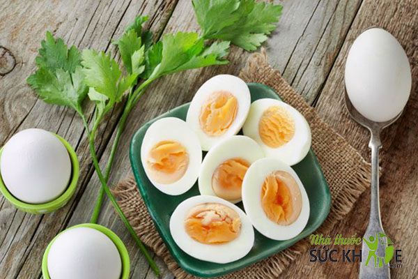 Ăn trứng vào bữa sáng
