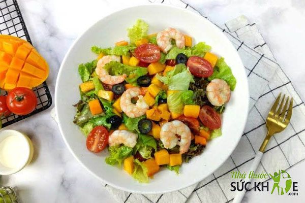 Salad tôm trộn