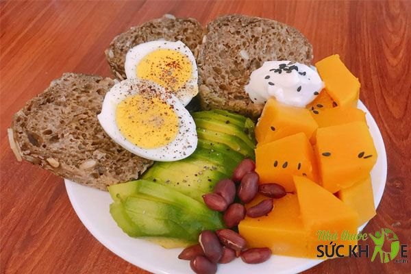 Bánh mì đen giàu dinh dưỡng và chất xơ