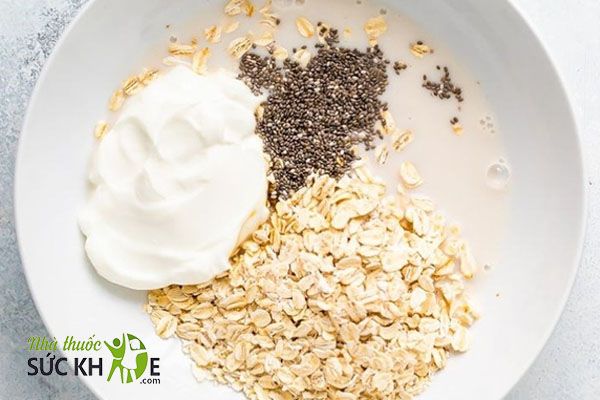 Yến mạch trộn sữa chua không đường