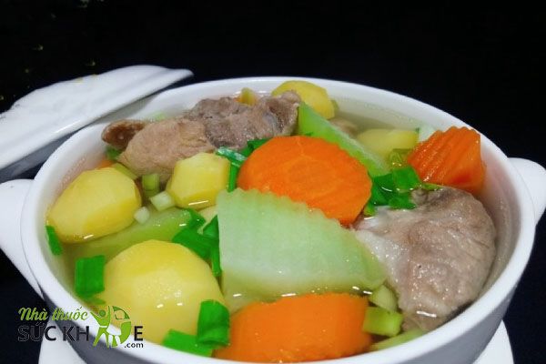 Canh rau củ nấu xương