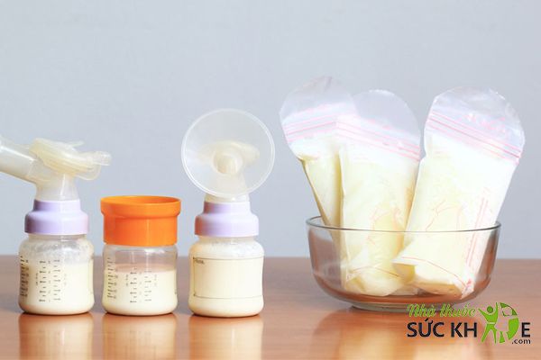 Trẻ không bú hết sẽ gây lãng phí sữa mẹ