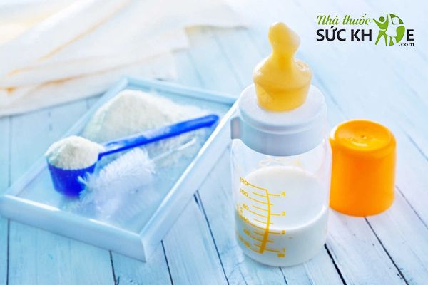Pha sữa công thức