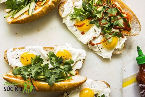 Bánh mì trứng ốp la
