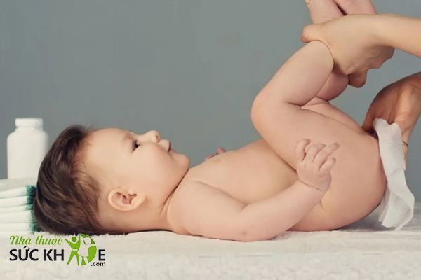 Trẻ đau bụng, tiêu chảy