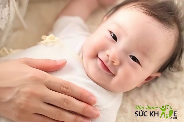 Chú ý đến thành phần dinh dưỡng có trong sữa cho bé