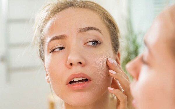 Cấp ẩm cho da, nu&ocirc;i dưỡng da lu&ocirc;n mềm mịn